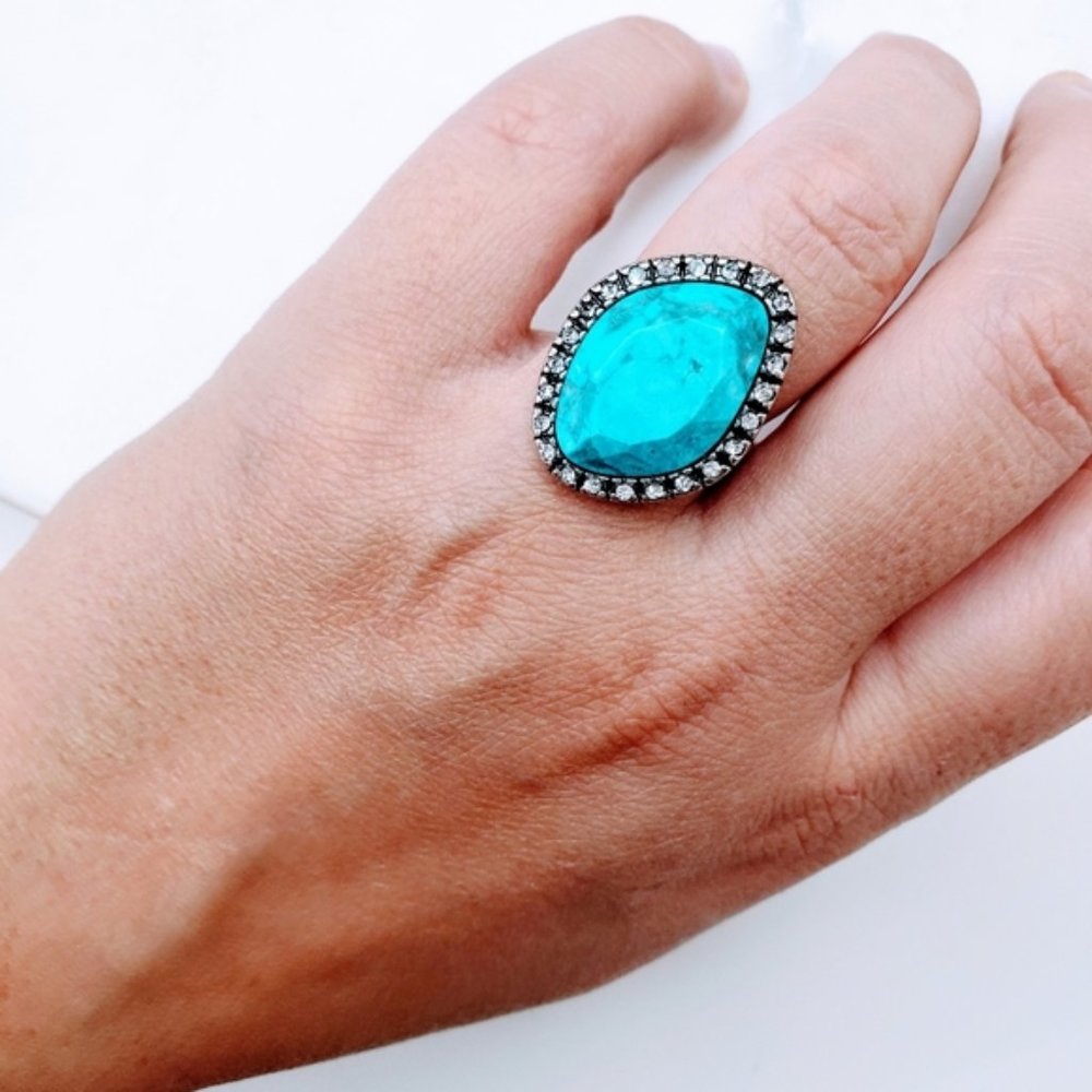Turquoise Color Stone Statement Ring - Picture 4 of 5